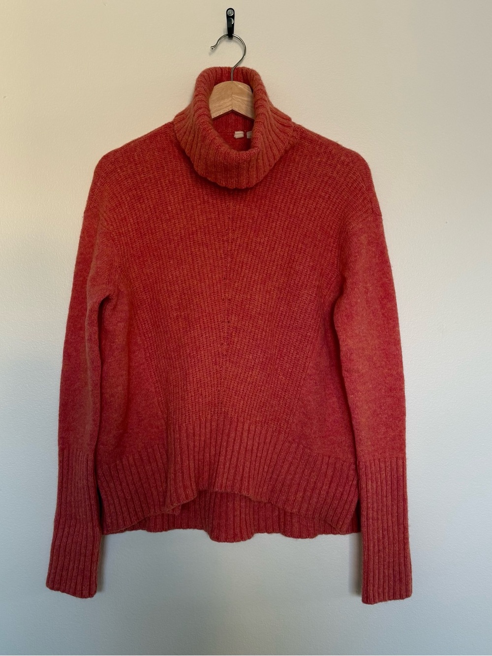 MOTH Anthropologie Sweater Womens Sz M Coral Pink Turtle Funnel Neck Wool Blend
